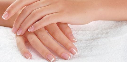 tips cara merawat dan mengatasi kulit telapak tangan kering dan kasar secara alami