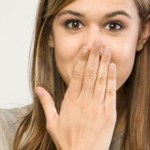 Cara Mengatasi Bau Mulut Karena Gigi Berlubang Secara Alami